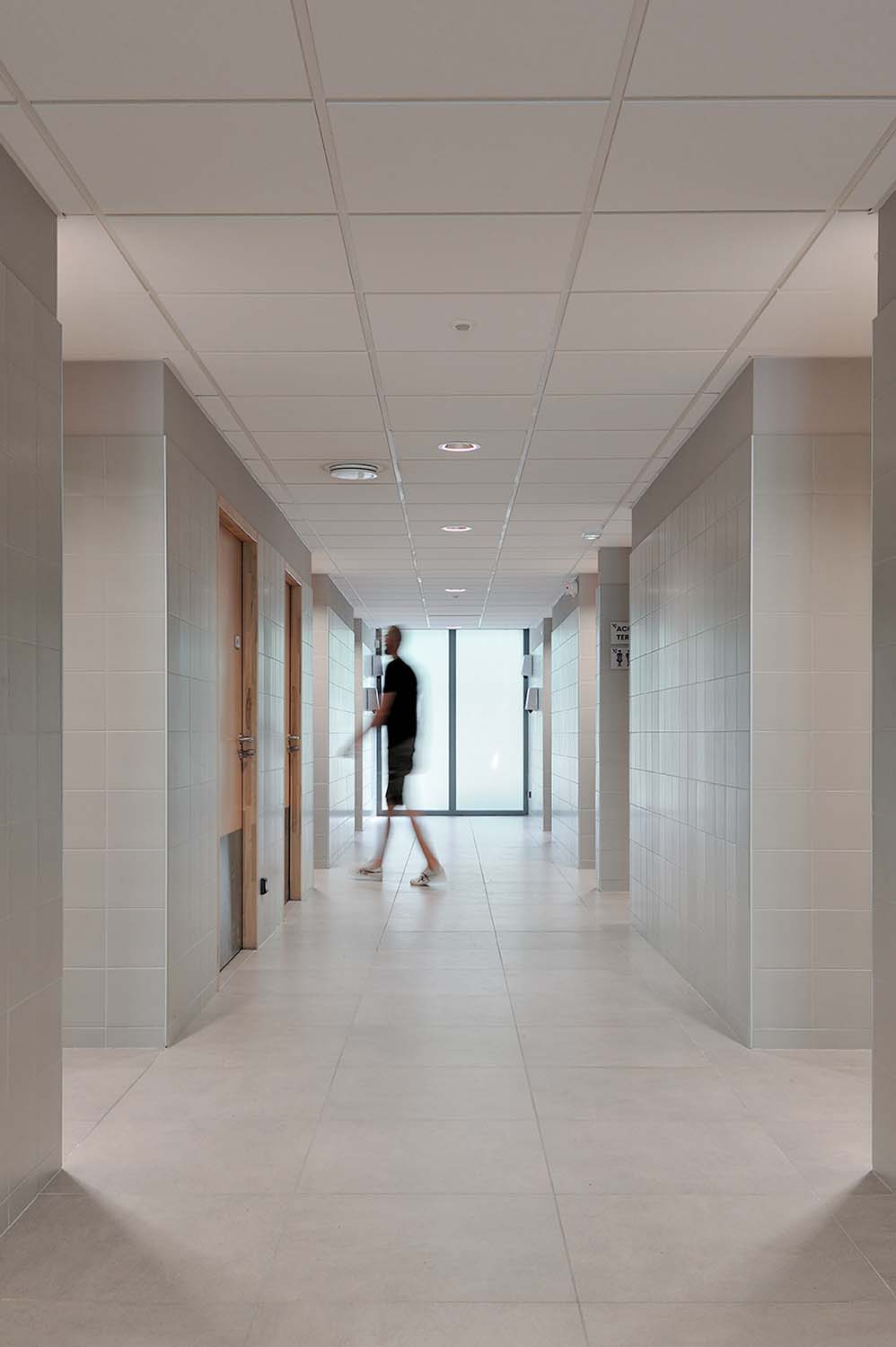 aria architecure VESTIAIRES DE FOOT THYEZ